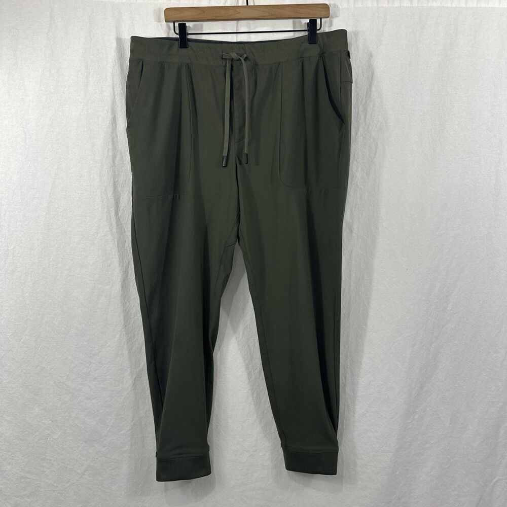 VRST Mens Limitless Green Performance Slim Fit Jogger Pants Sz XL Athletic